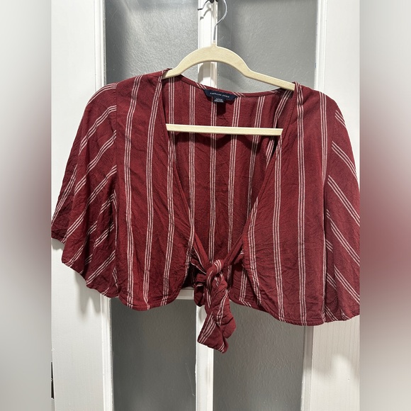 American Eagle Tie Front Crop Top - Picture 2 of 6